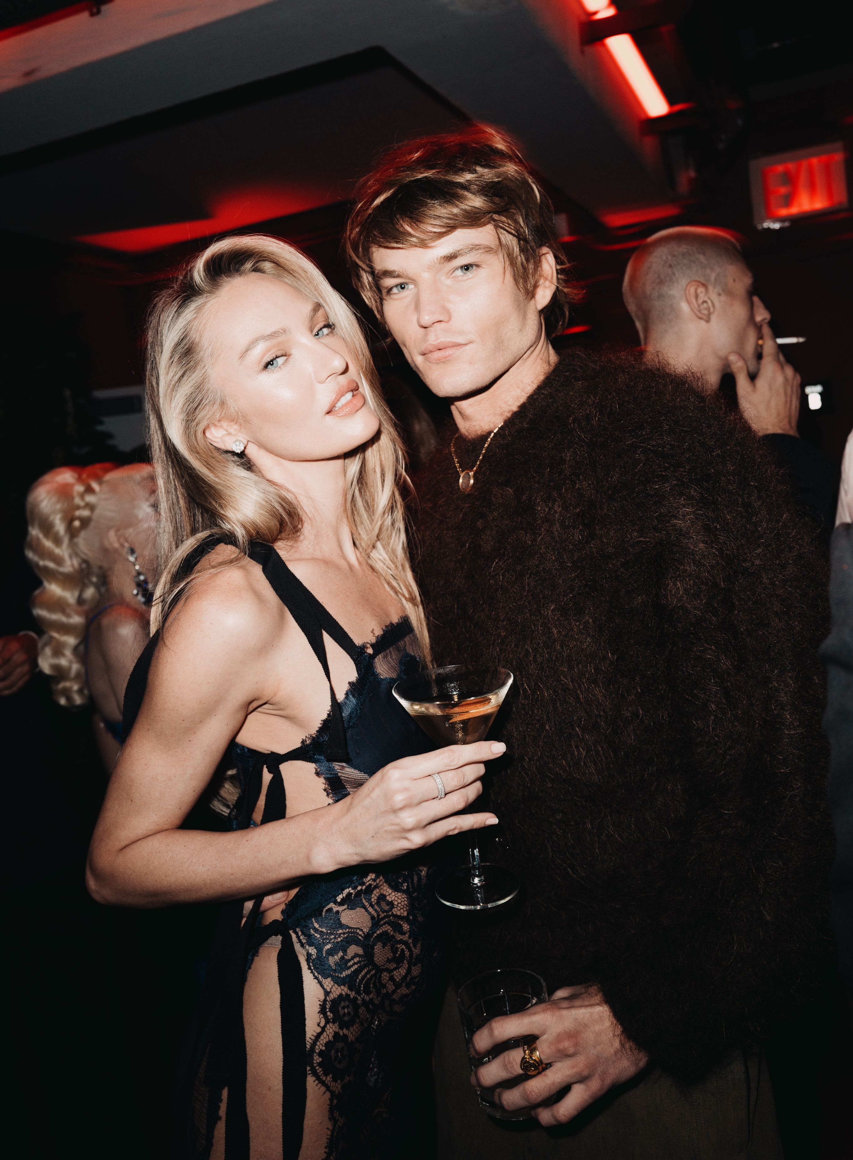 SEVENTY ONE Gin’s 'Gin À La Mode' Lights Up the Manner was posted to the gallery